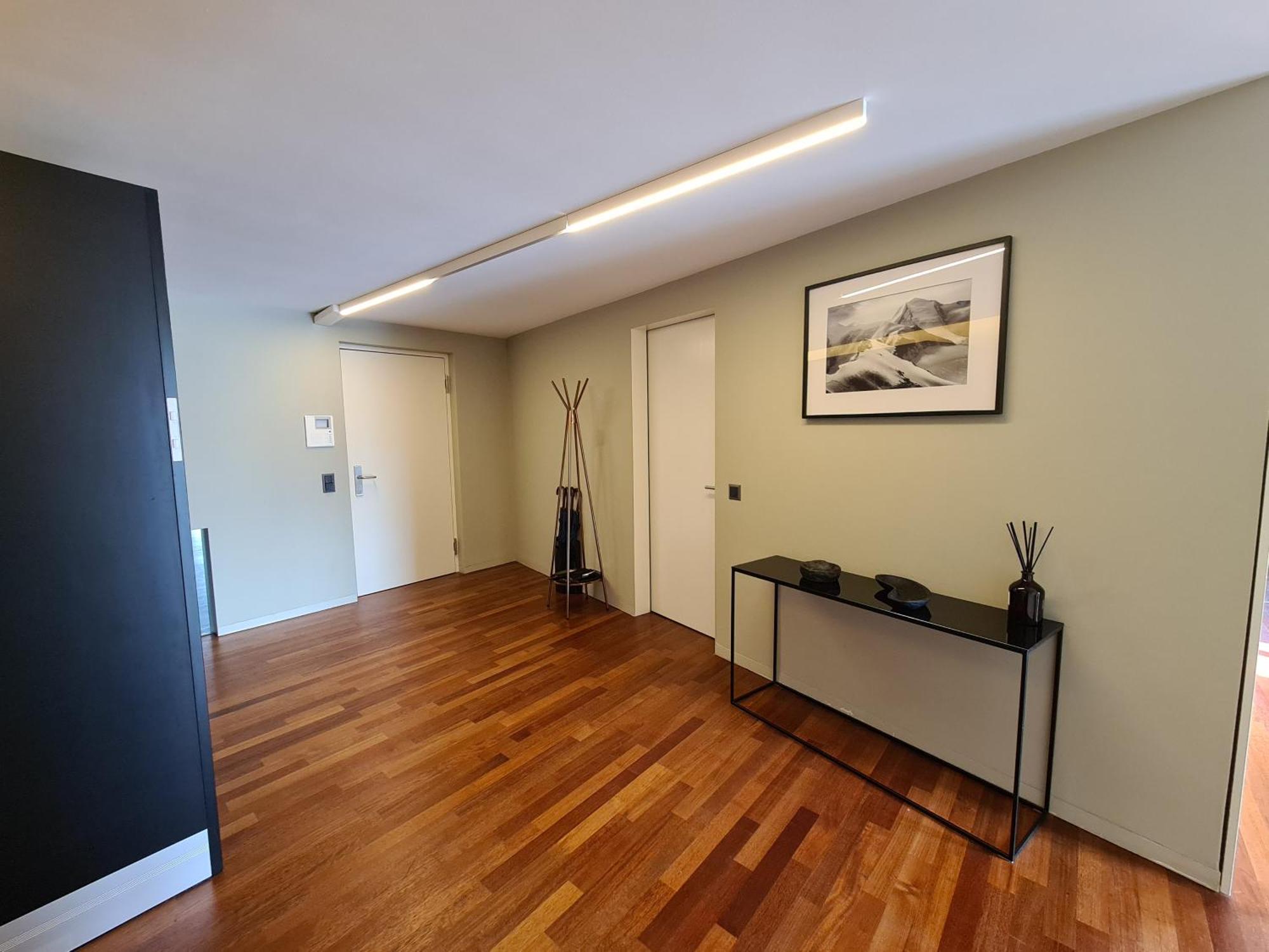 Lucerne Lake View Apartments Bagian luar foto