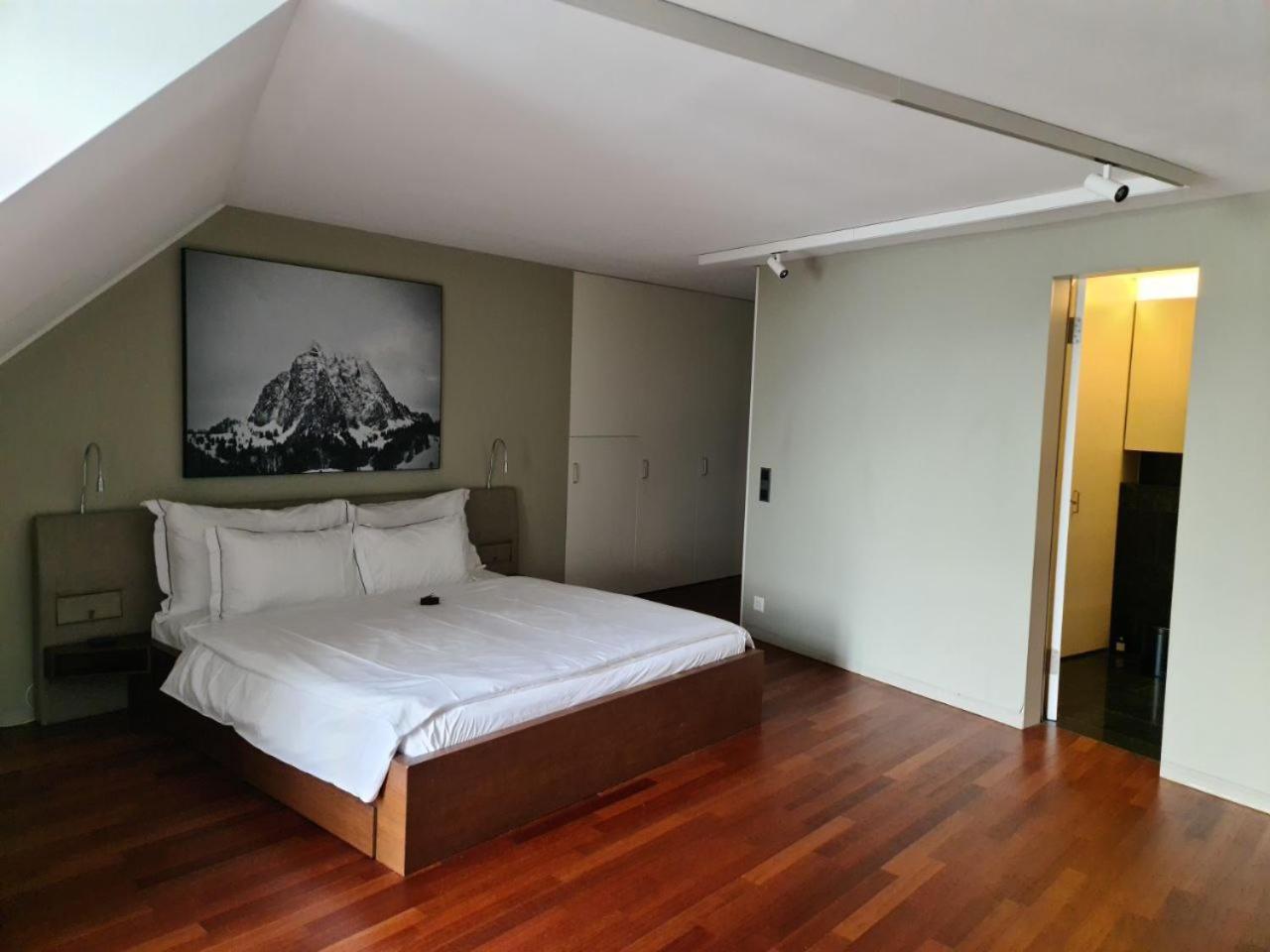 Lucerne Lake View Apartments Ruang foto
