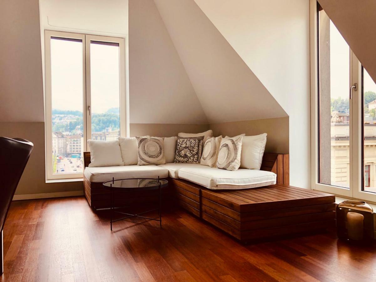 Lucerne Lake View Apartments Bagian luar foto