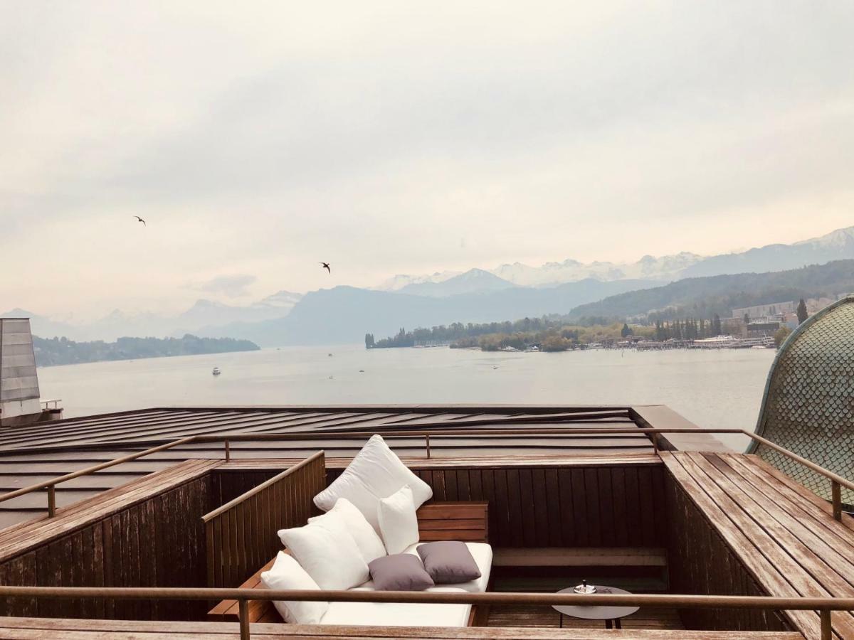 Lucerne Lake View Apartments Bagian luar foto